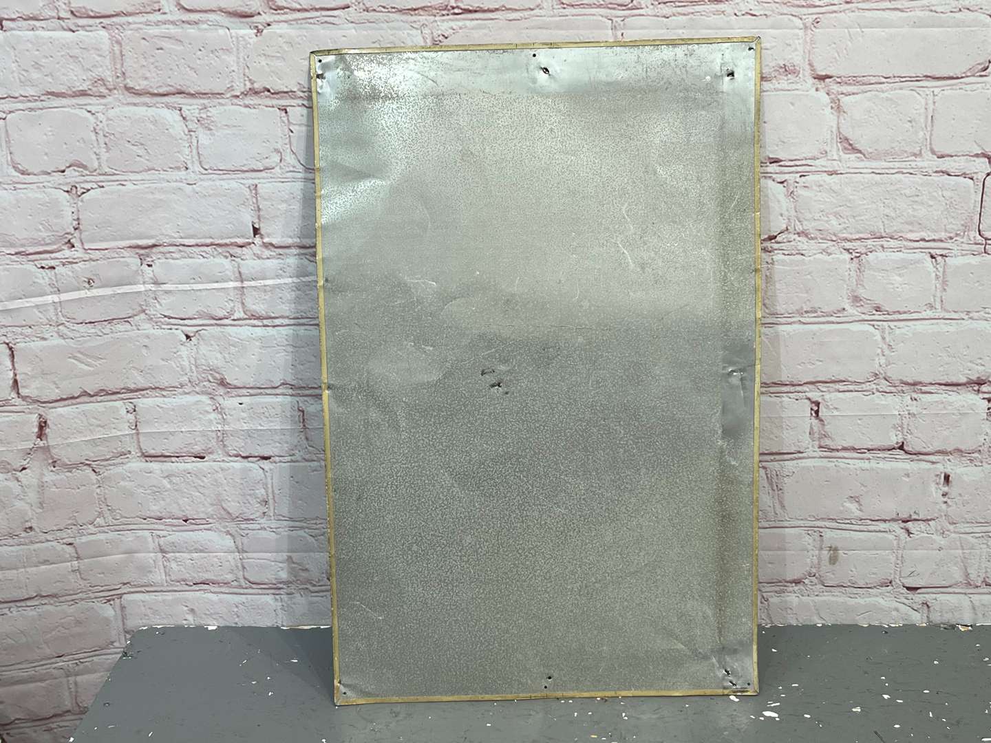 <p>Woman & Home Monthly Aluminium Sign</p>