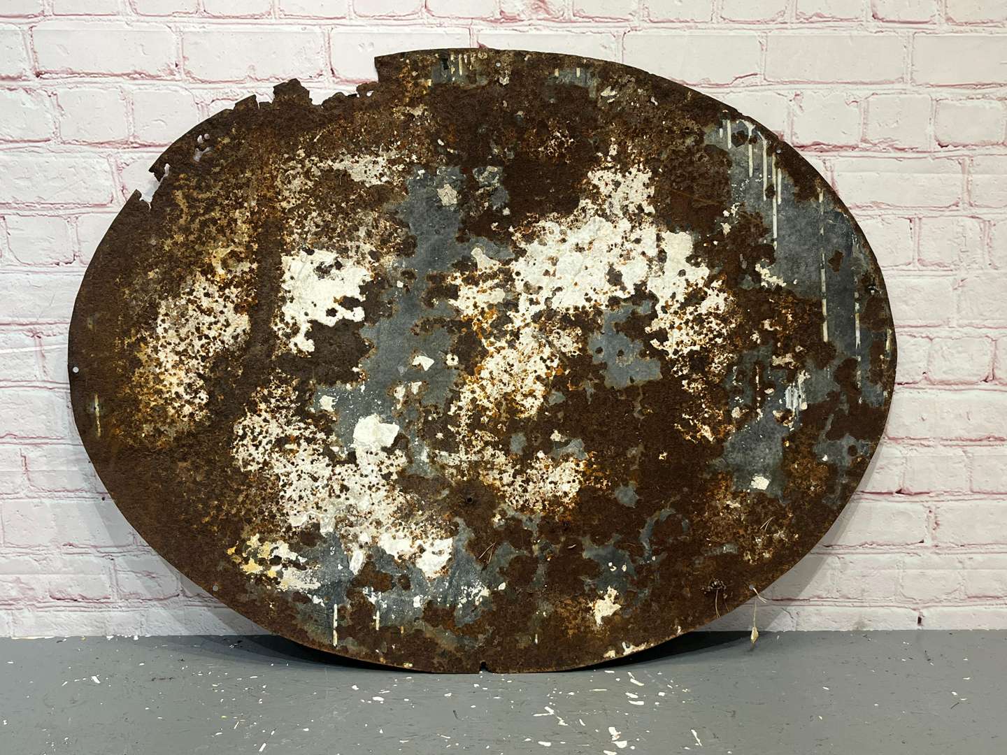 <p>Nestle's Milk Swiss Enamel Oval Sign</p>