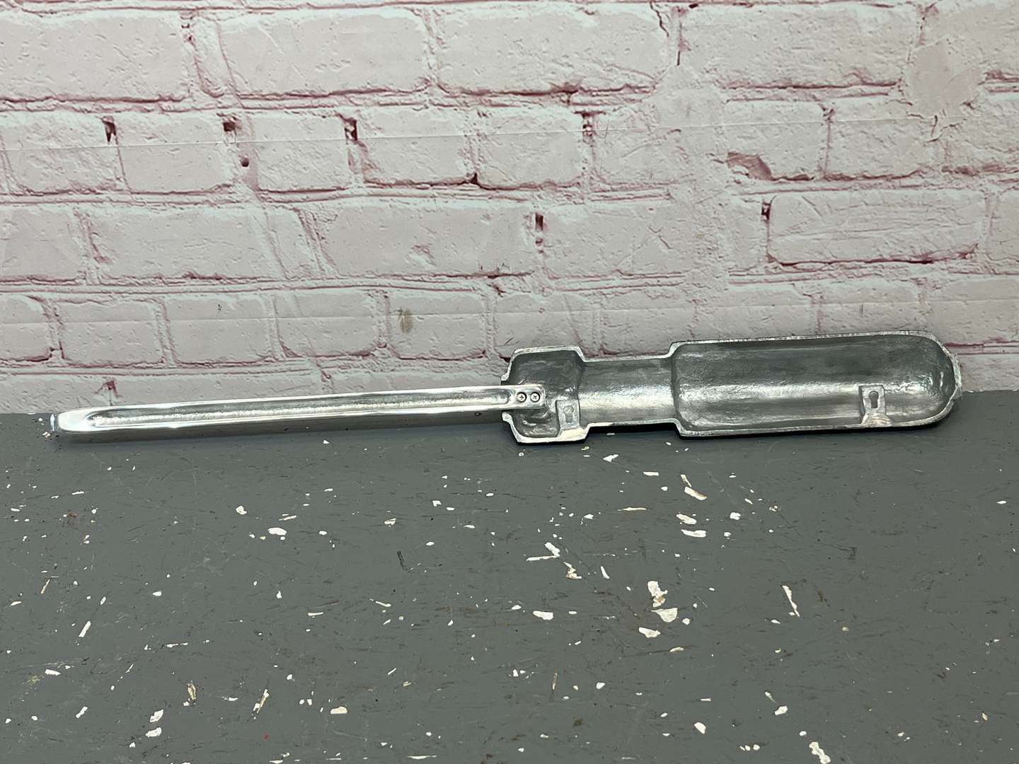 <p>Garage Oversized Aluminium Display Screwdriver&nbsp;</p>