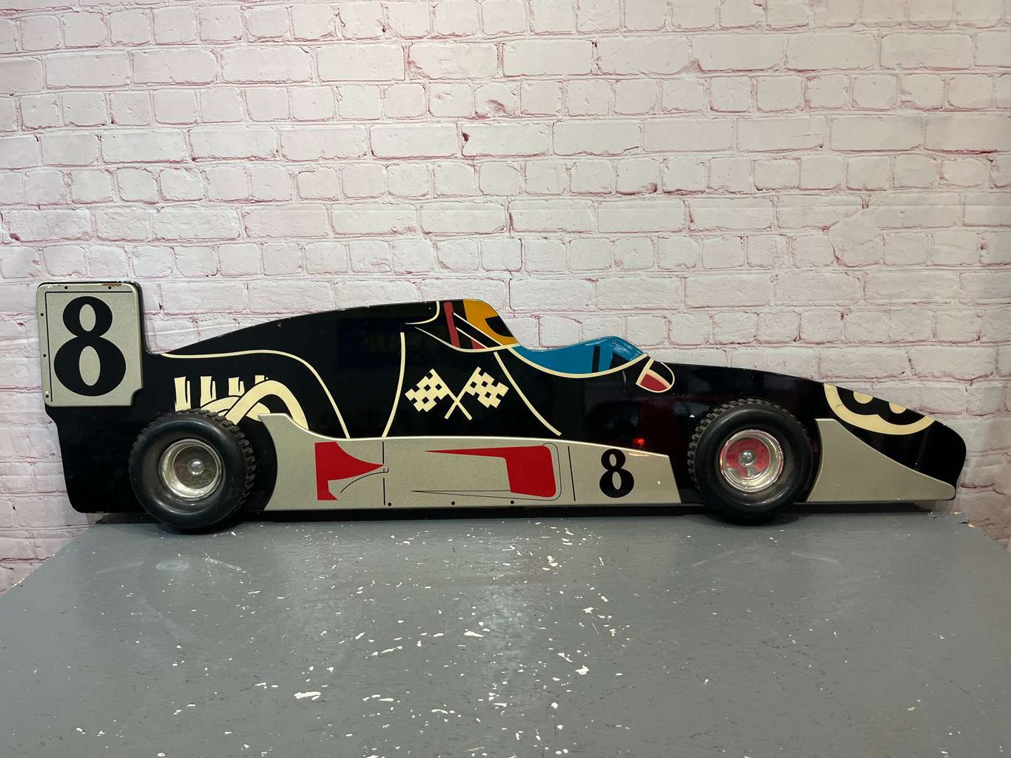 <p>Race Track Wooden Painted and Lacquered Display&nbsp;</p>