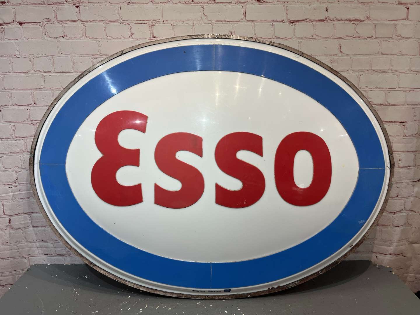 <p>Large Esso Convex Perspex Metal Framed Forecourt Sign</p>