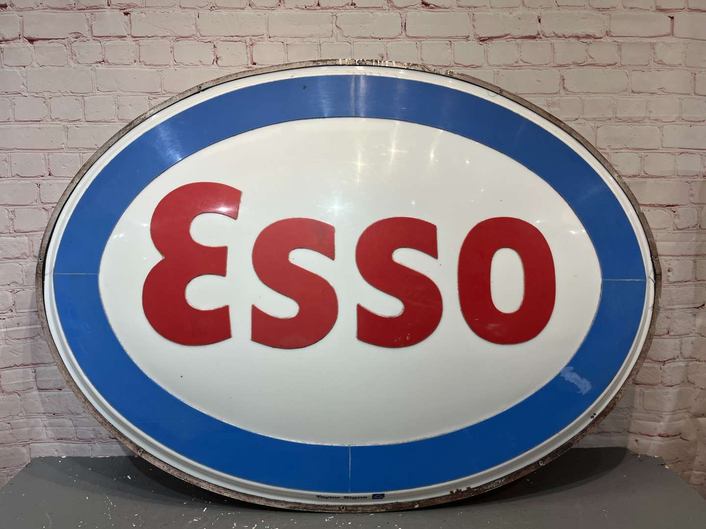 <p>Large Esso Convex Perspex Metal Framed Forecourt Sign</p>