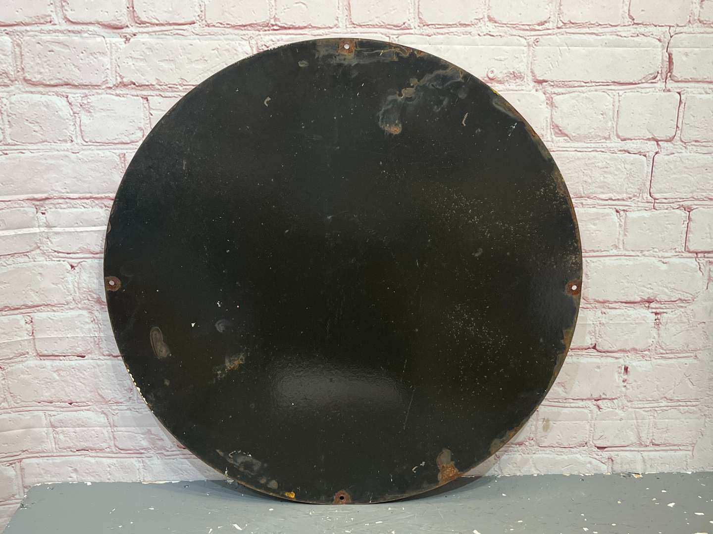 <p>Indian Motorcycles Authorized Dealer Circular Enamel Sign</p>