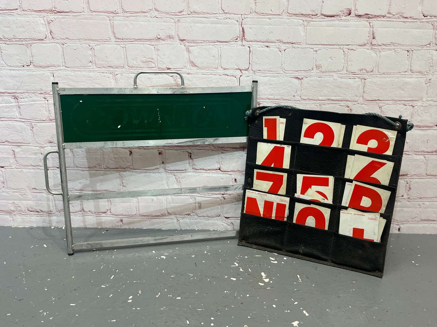 <p>Racing Pit Board & Numbers</p>
