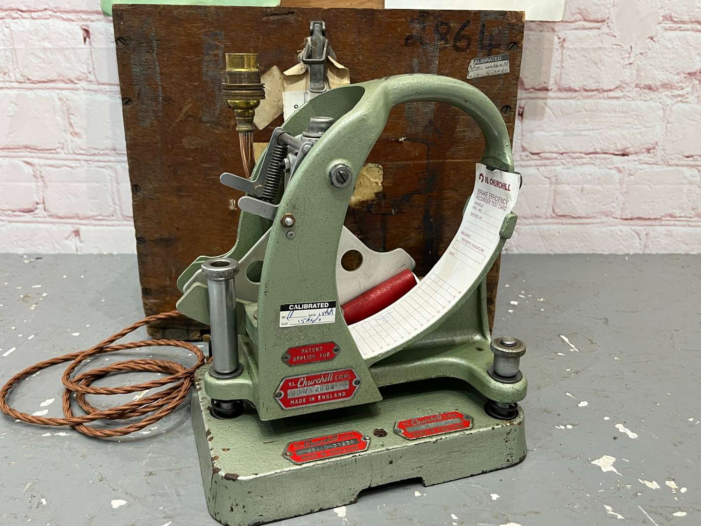 <p>Churchill Brake Efficiency Recorder Converted Into a Lamp</p>