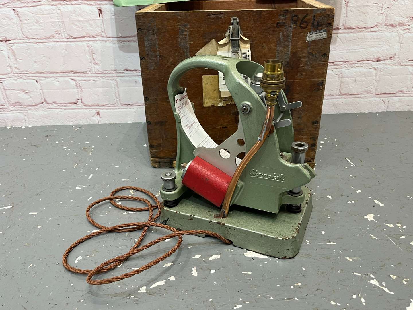 <p>Churchill Brake Efficiency Recorder Converted Into a Lamp</p>