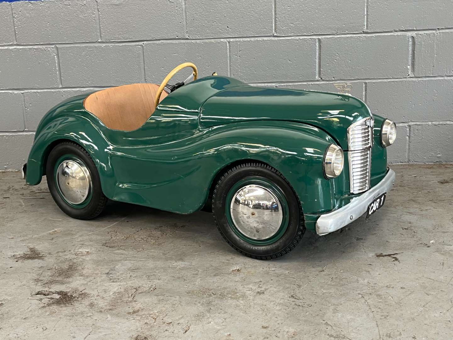<p>Austin J40 Childs Pedal Car Serial Number 25862</p>