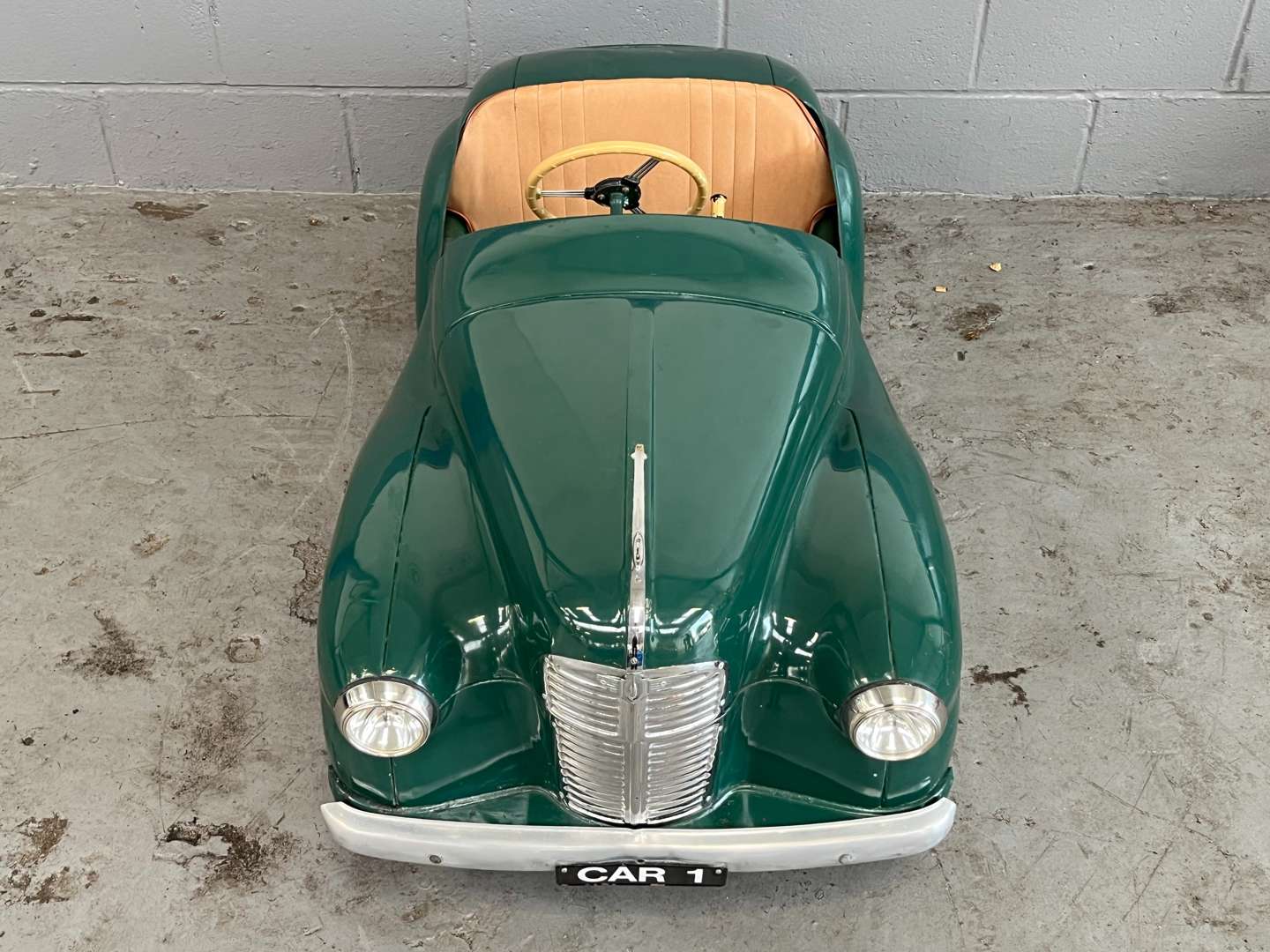 <p>Austin J40 Childs Pedal Car Serial Number 25862</p>