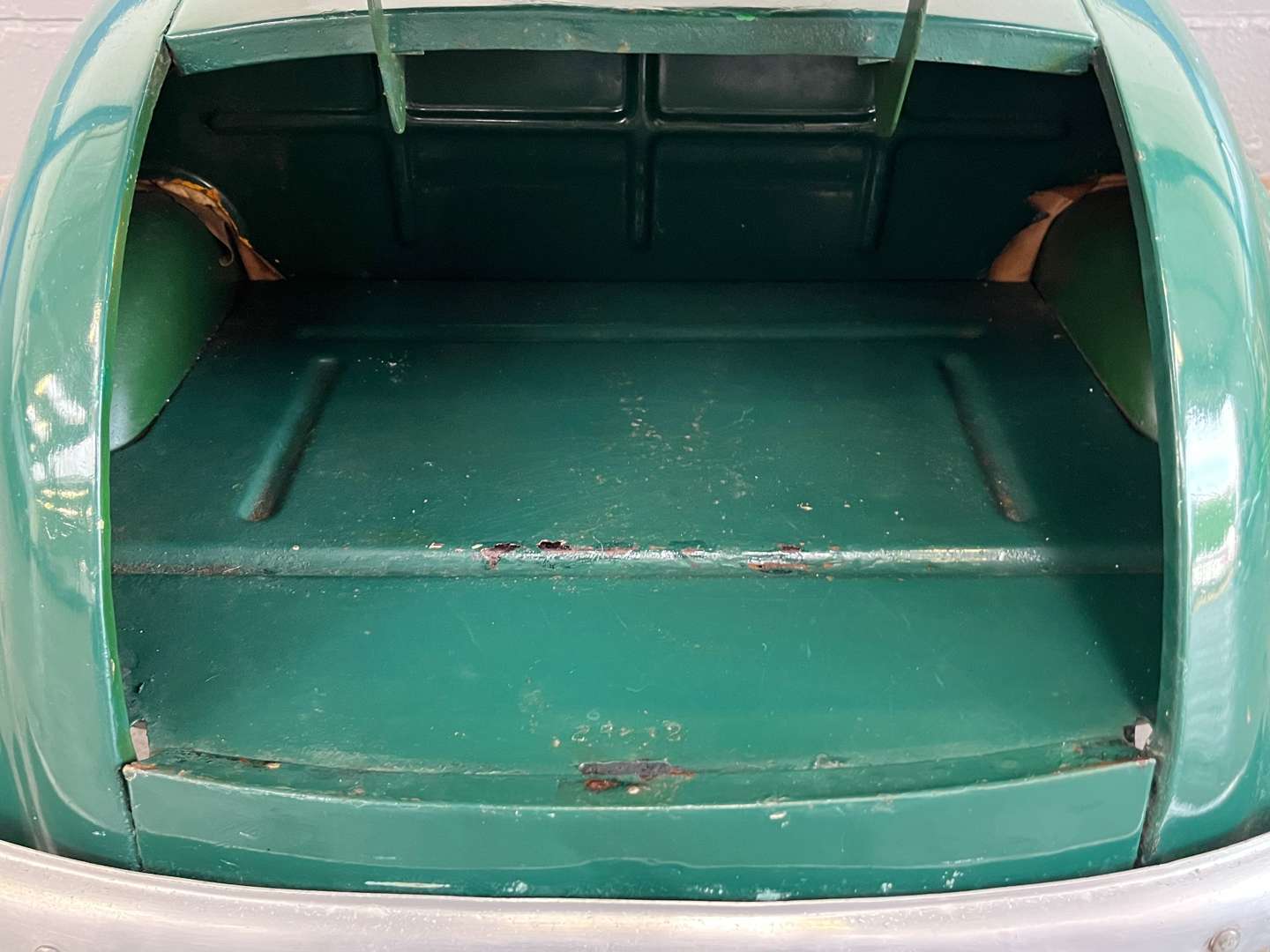 <p>Austin J40 Childs Pedal Car Serial Number 25862</p>