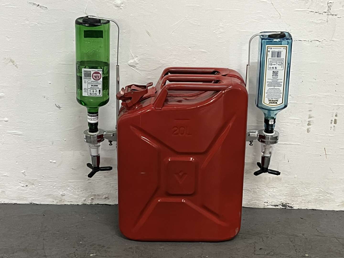 <p>20L Jerry Can Converted to a Optics Holder</p>