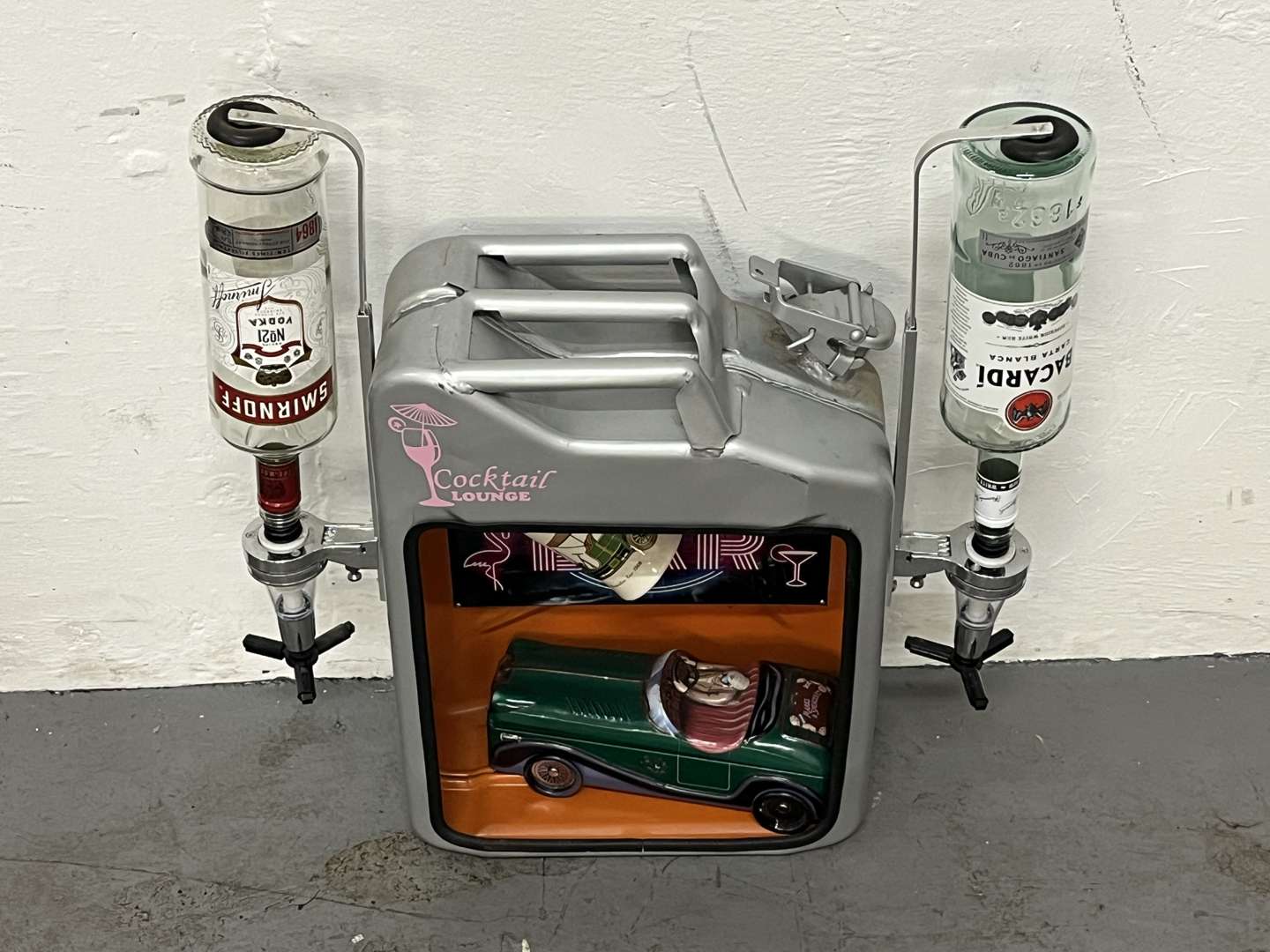 <p>20L Jerry Can Converted to a Optics Holder</p>