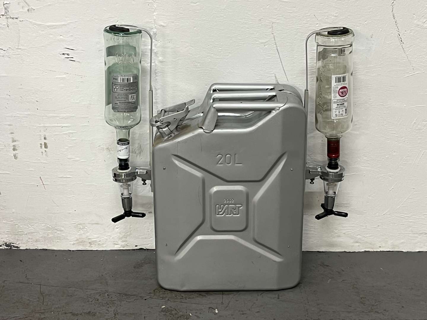 <p>20L Jerry Can Converted to a Optics Holder</p>