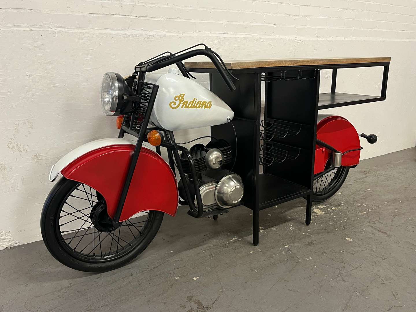 <p>Indian Motorcycle Metal Decorative Bar</p>
