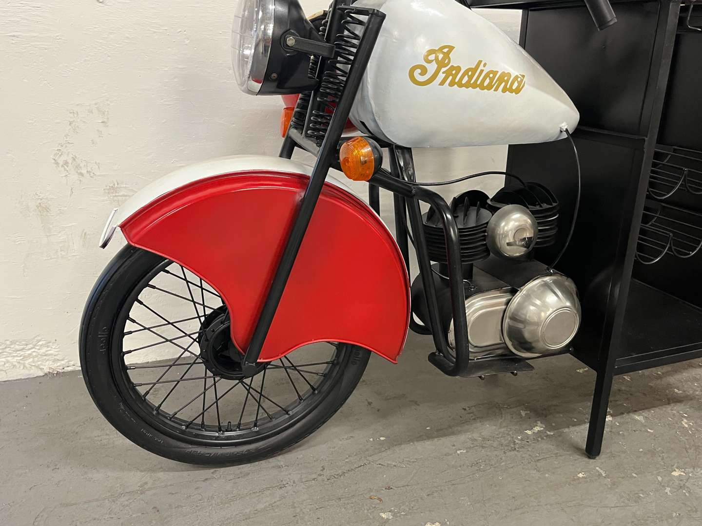 <p>Indian Motorcycle Metal Decorative Bar</p>