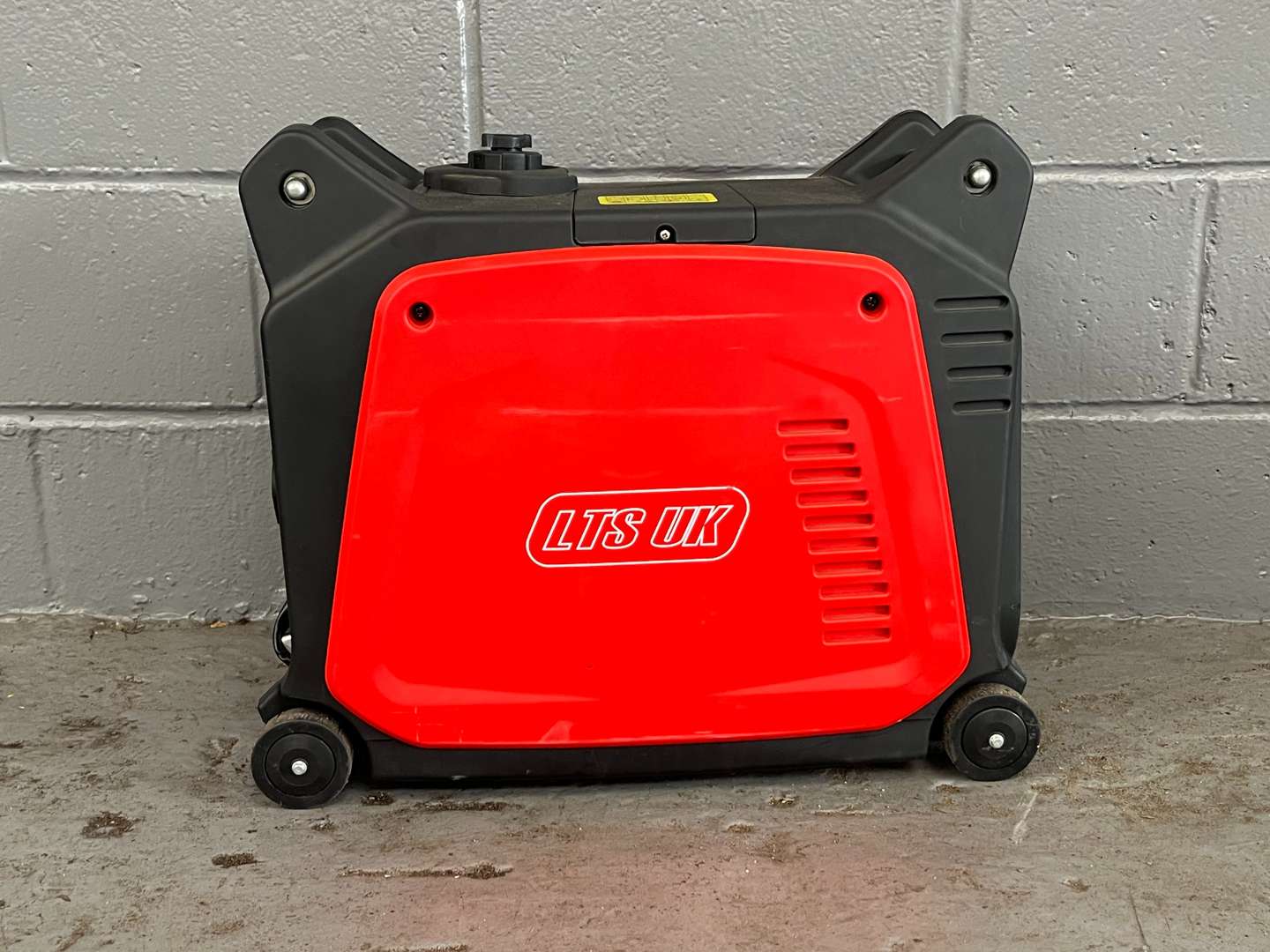 <p>LTS UK 3500iE Generator</p>