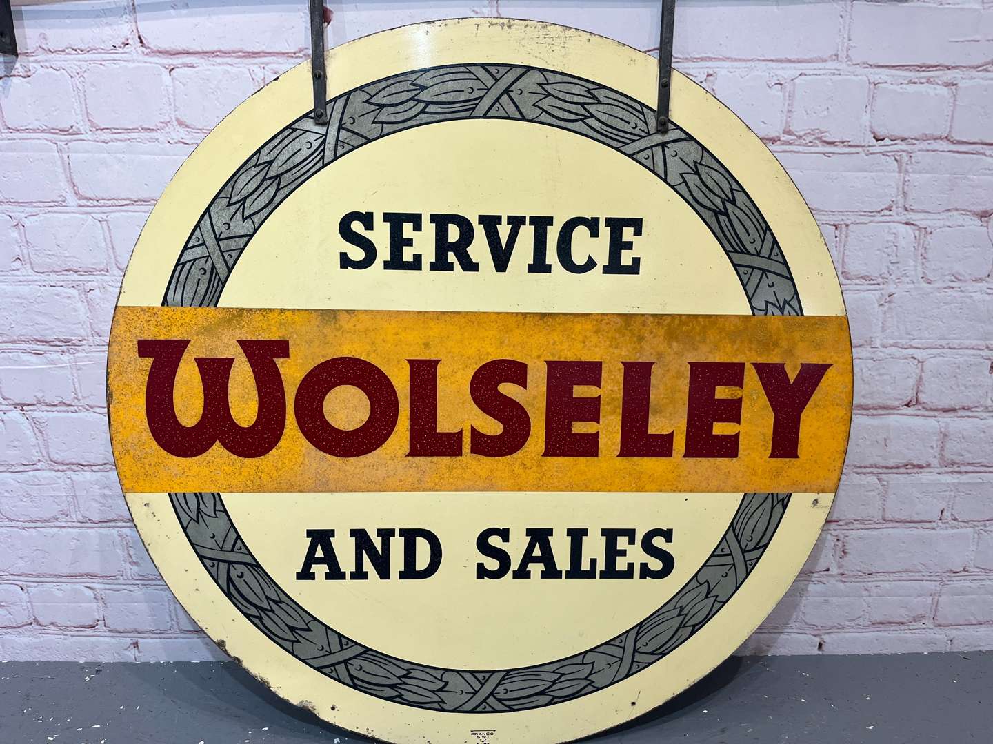 <p>Wolseley Service & Sales Aluminium Wall Mounted Swinging Sign By Franco</p>