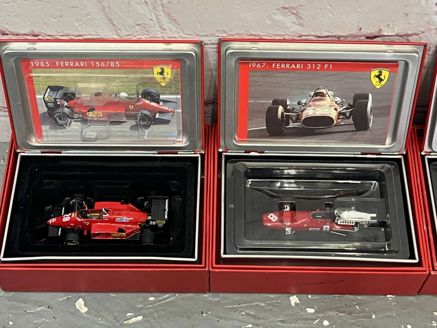<p>Four Ferrari F1 ¼3 Scale Car By Hotwheels</p>