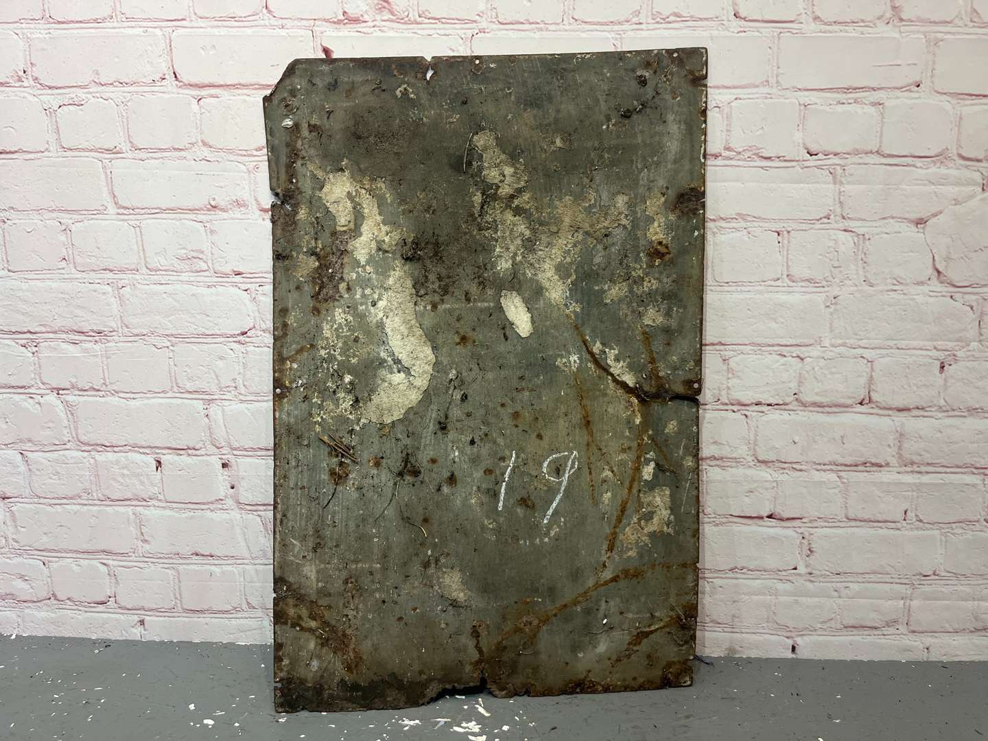 <p>Will's Three Castles Cigarettes Enamel Sign</p>