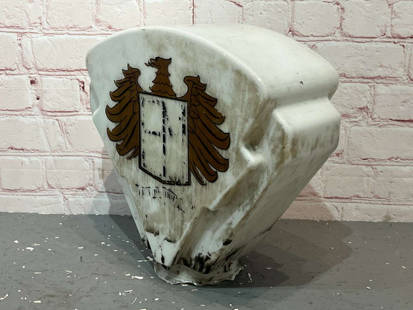 <p>EM Initialled Within an Eagle Emblem, Original Glass Petrol Pump Globe</p>