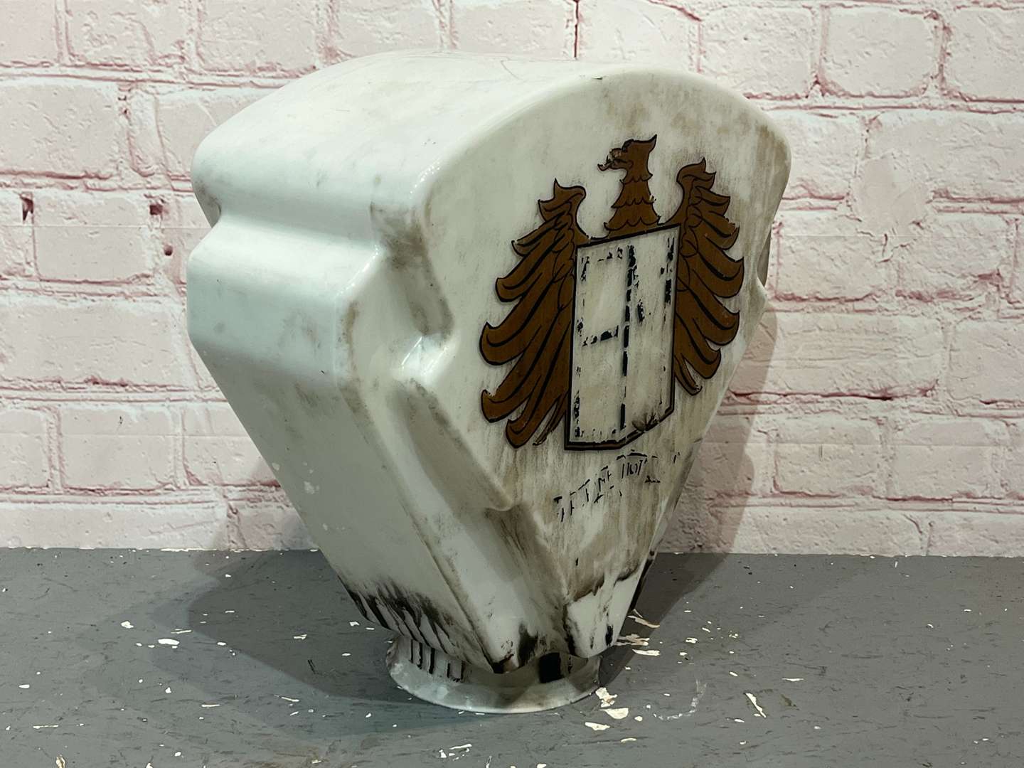 <p>EM Initialled Within an Eagle Emblem, Original Glass Petrol Pump Globe</p>