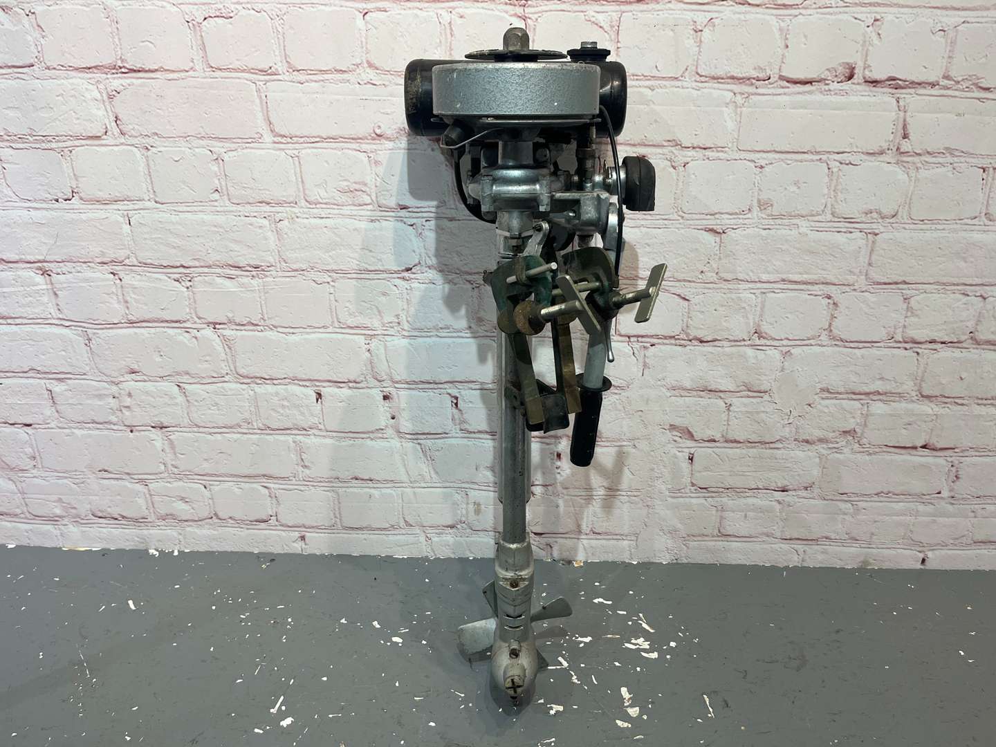 <p>Seagull 1.5 Horse Power Outboard Motor</p>