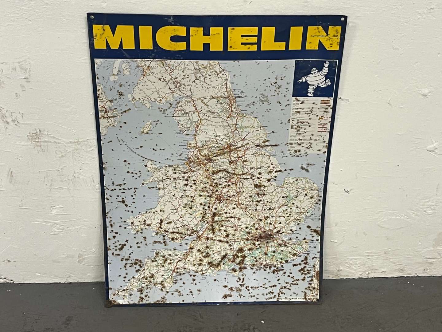 <p>Michelin Tin Map Sign (Pre M25)&nbsp;</p>