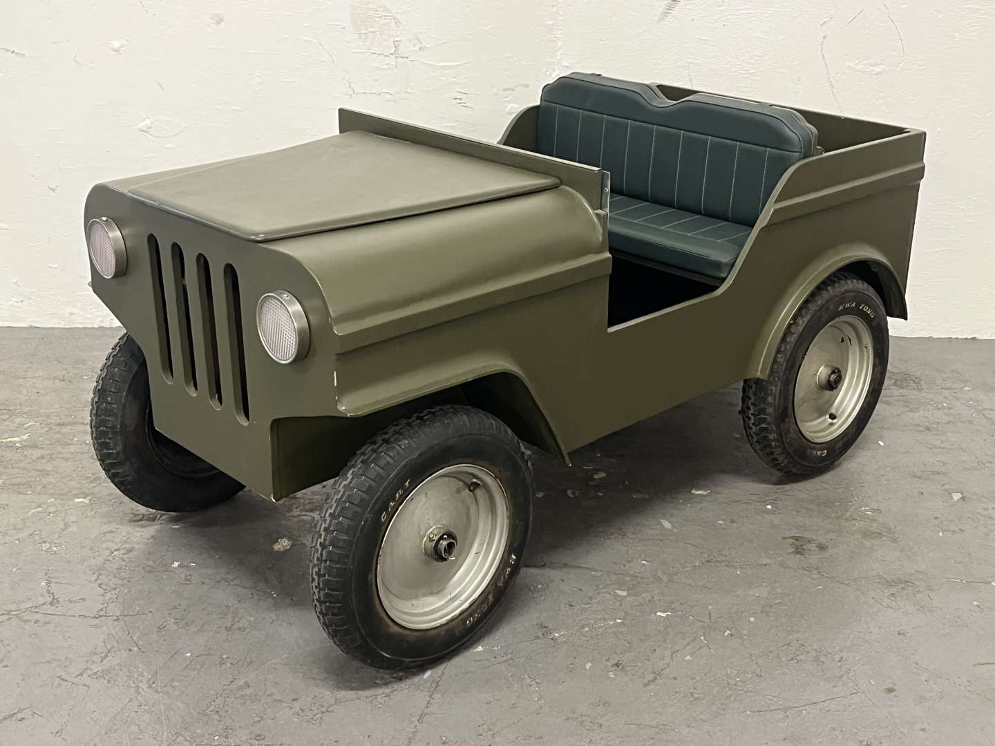 <p>Toylander Childs Battery Powered Willy's Jeep (Project)</p>