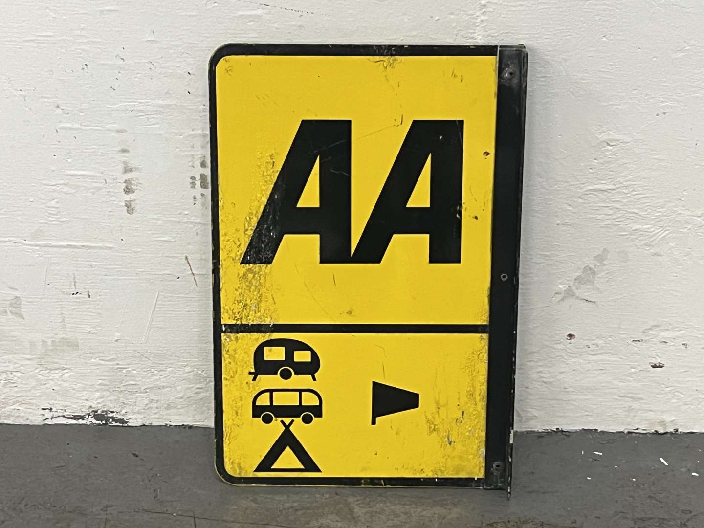 <p>AA Campsite Aluminium Sign Double Sided</p>