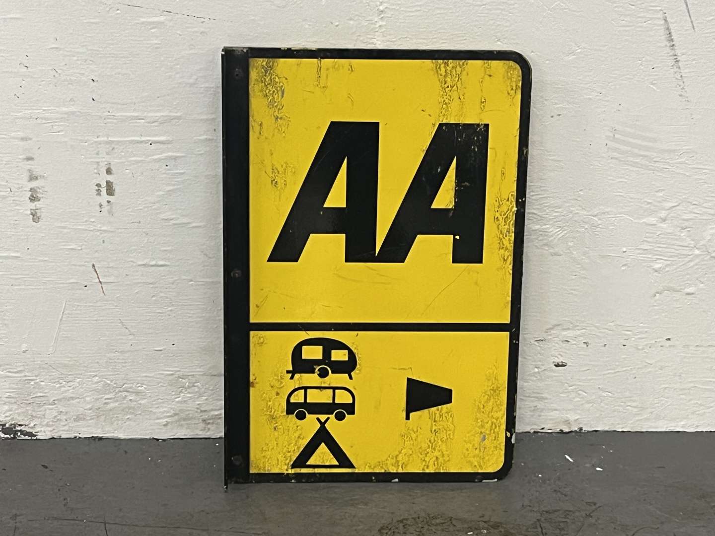 <p>AA Campsite Aluminium Sign Double Sided</p>
