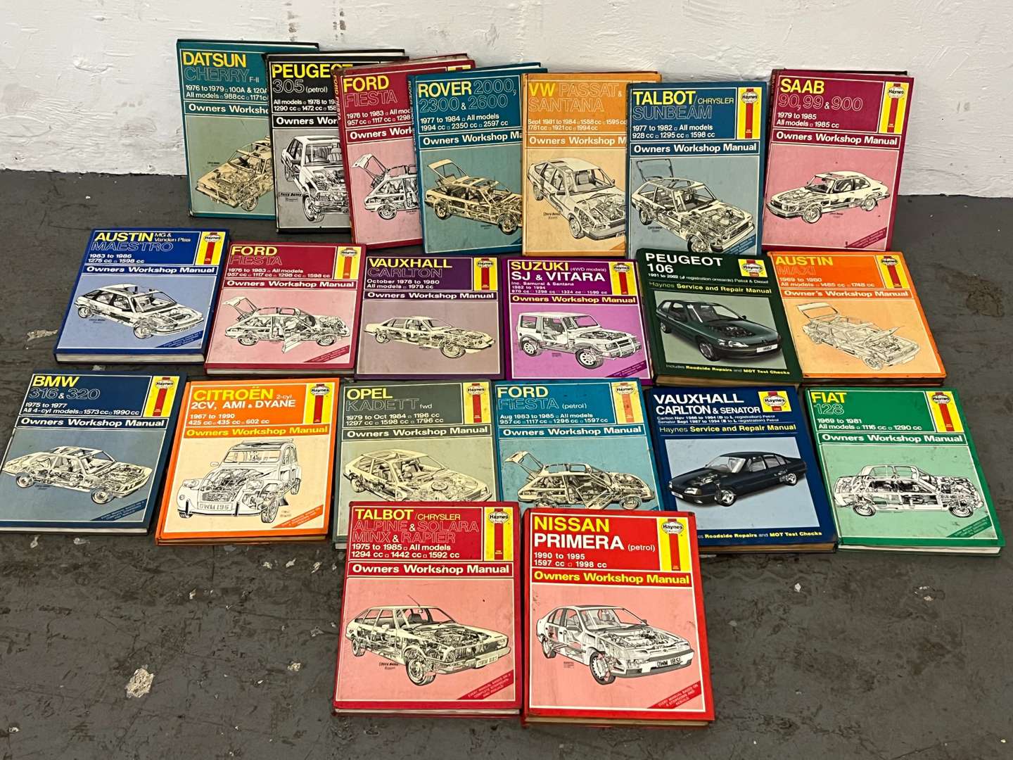 <p>Quantity of Haynes Manuals (Proceeds To Charity)&nbsp;</p>