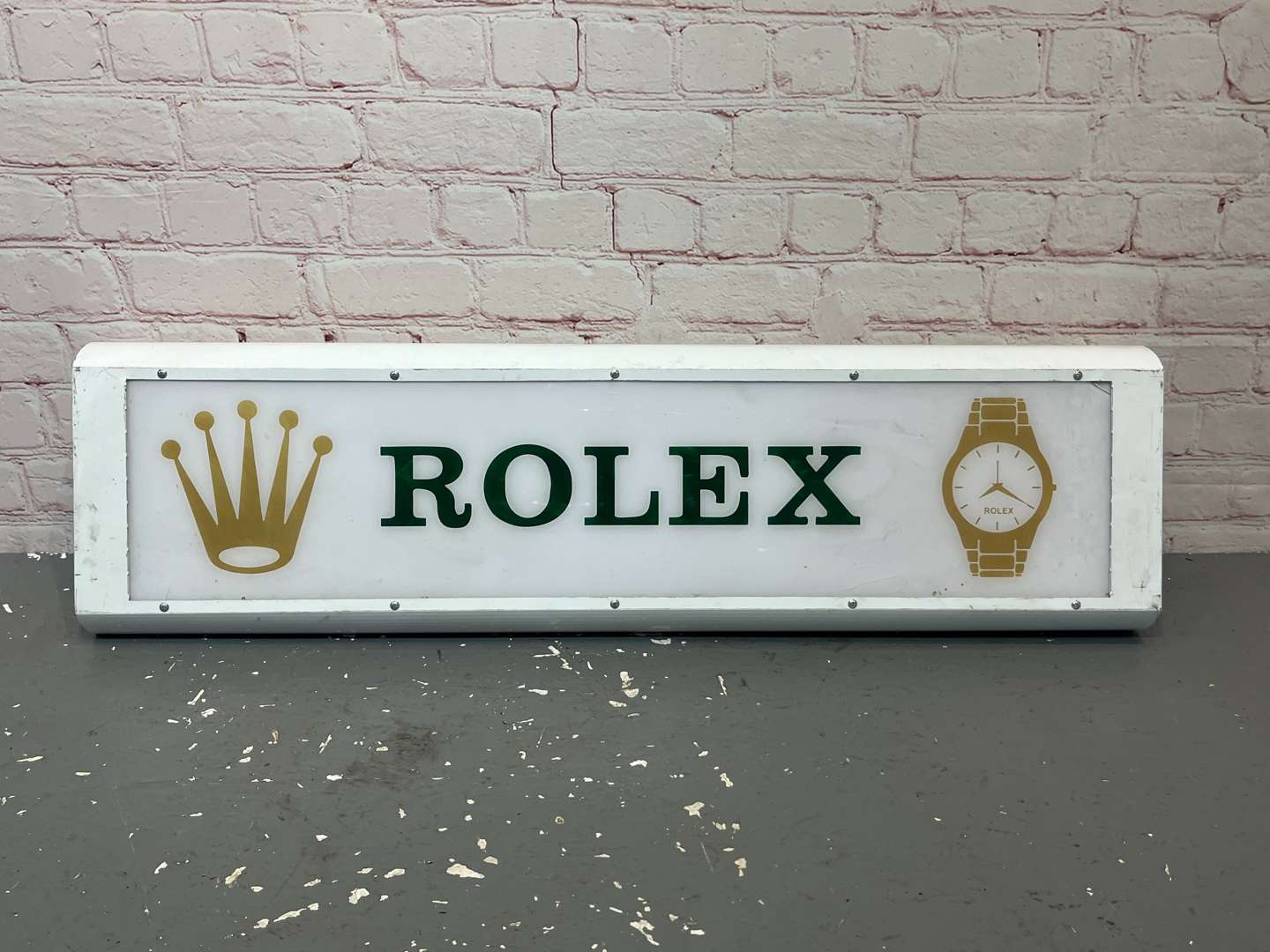 <p>Rolex Illuminated Sign (Reproduction)&nbsp;</p>