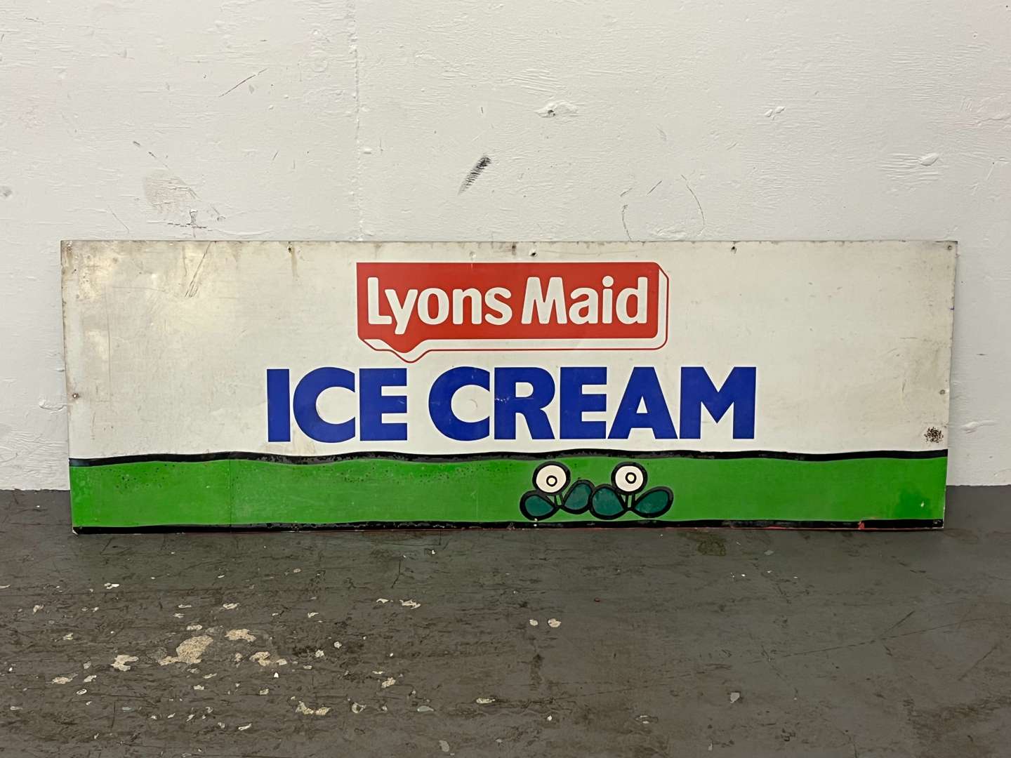 <p>Lyons Maid Ice Cream Large Aluminium Sign</p>