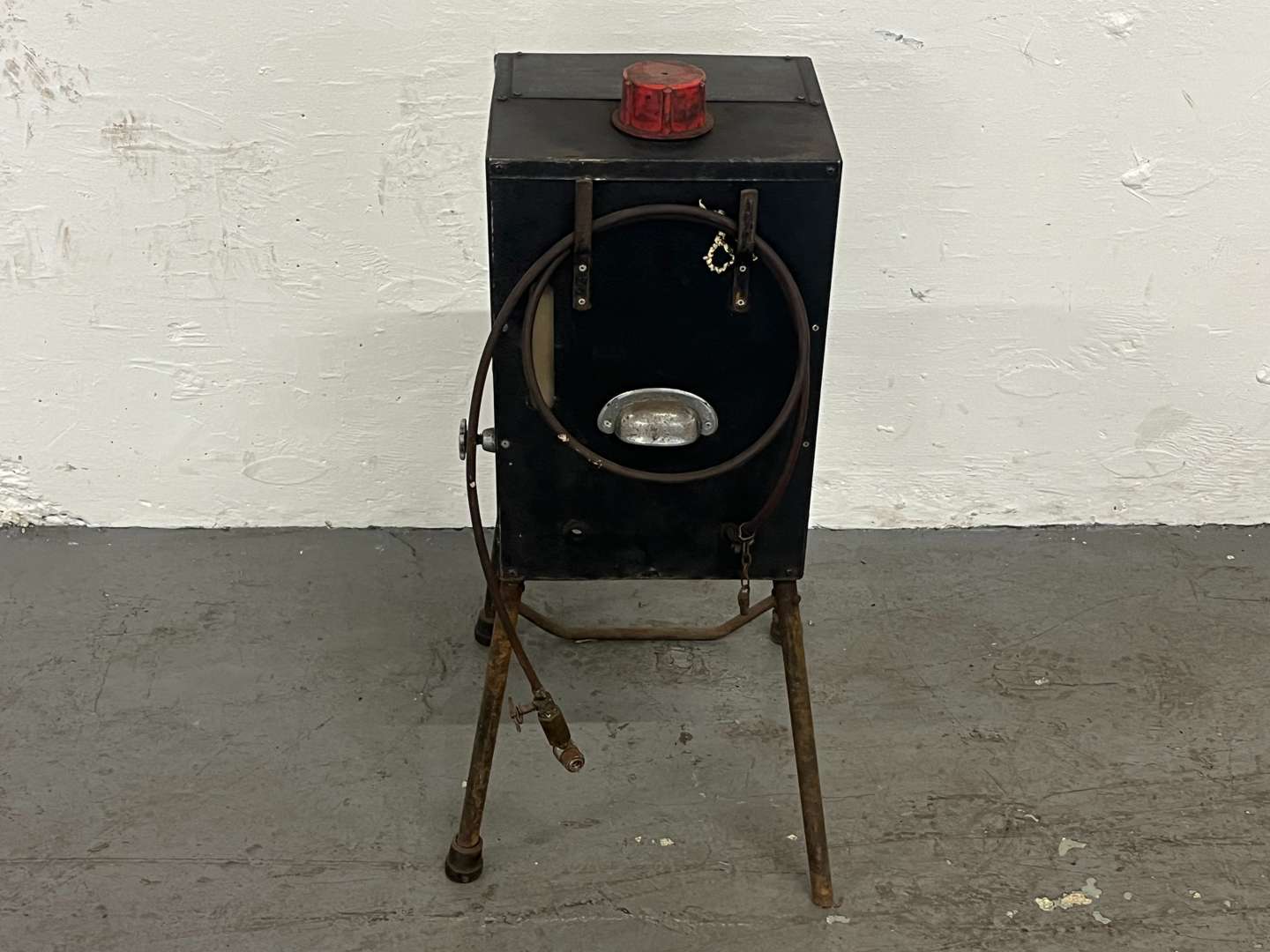 <p>British Leyland Hydrolastic Suspension Pump</p>