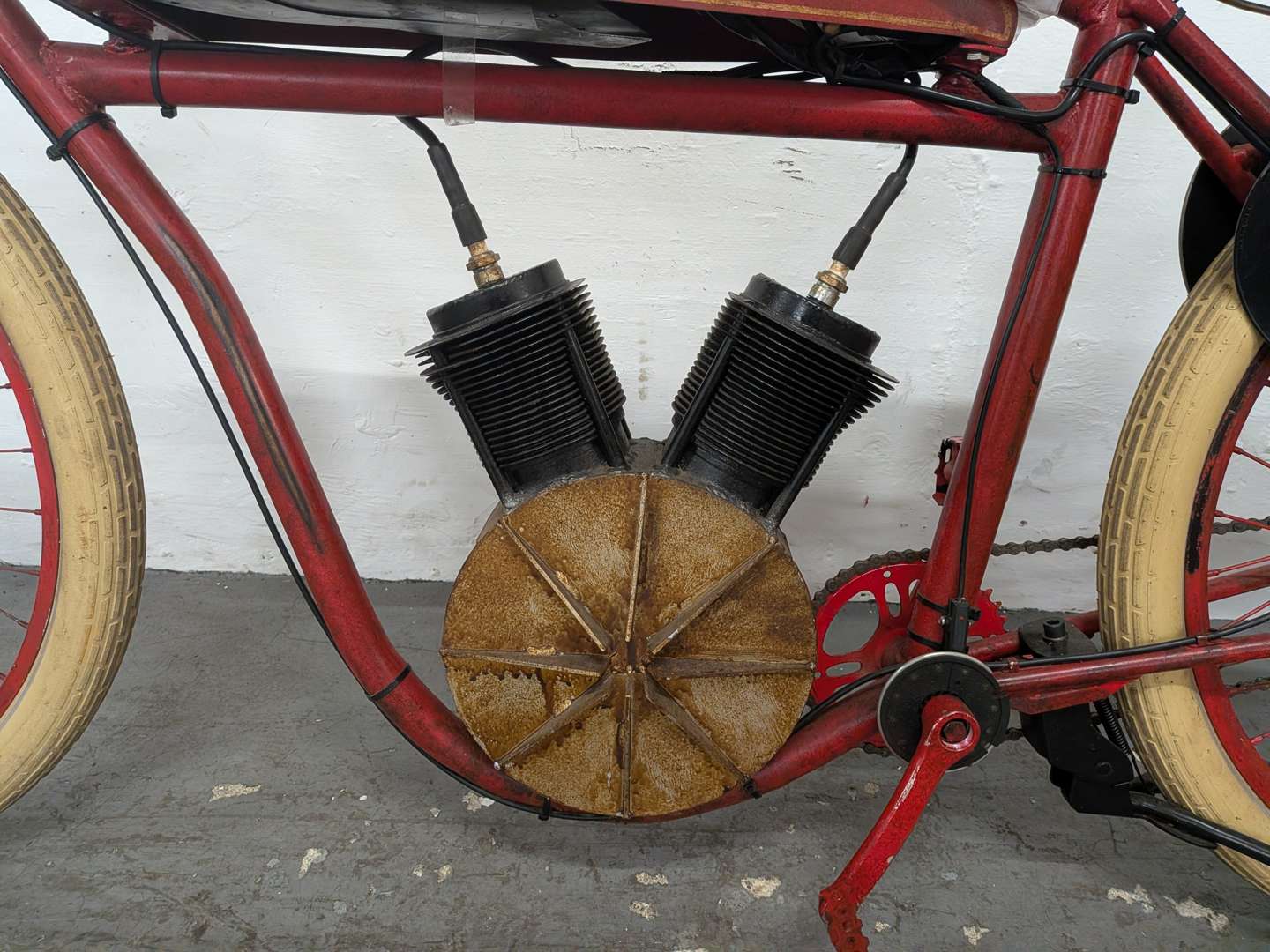 <p>Indian Board Racer (To Scale) Evocation Wall Art&nbsp;</p>