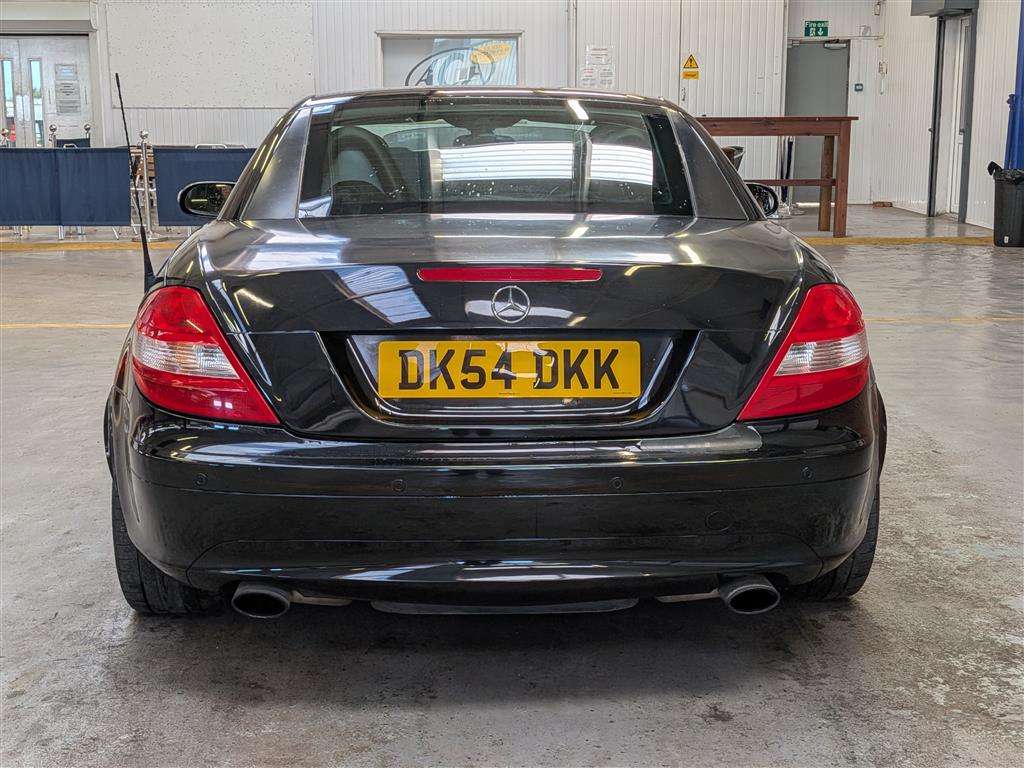 <p>2004 MERCEDES SLK 200 KOMPRESSOR AUTO</p>