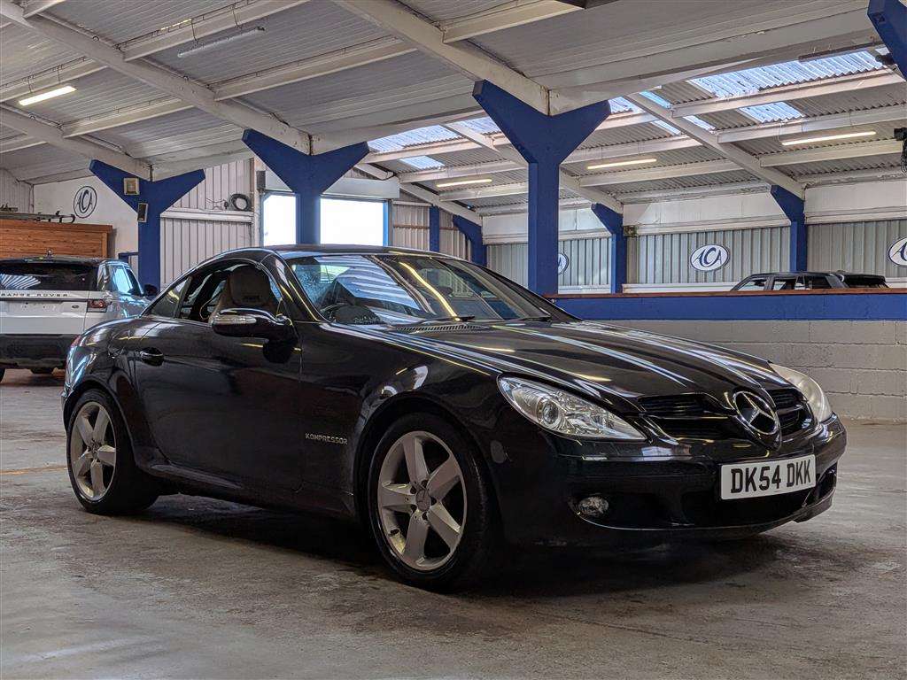 <p>2004 MERCEDES SLK 200 KOMPRESSOR AUTO</p>