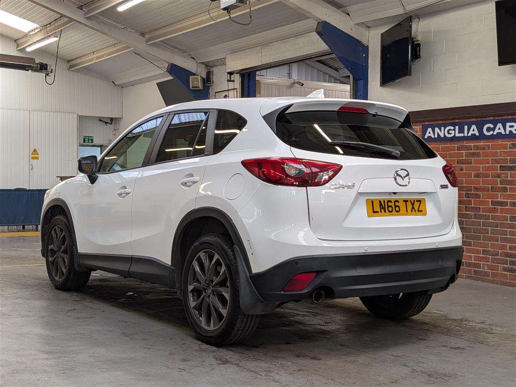 <p>2016 MAZDA CX-5 SPORT NAV D</p>