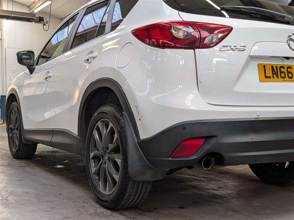 <p>2016 MAZDA CX-5 SPORT NAV D</p>