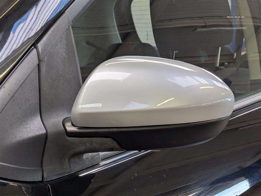 <p>2010 MAZDA 2 TAKUYA</p>