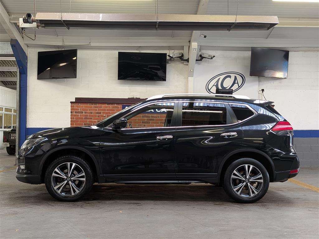<p>2019 NISSAN X-TRAIL N-CONNECTA DIG-T</p>
