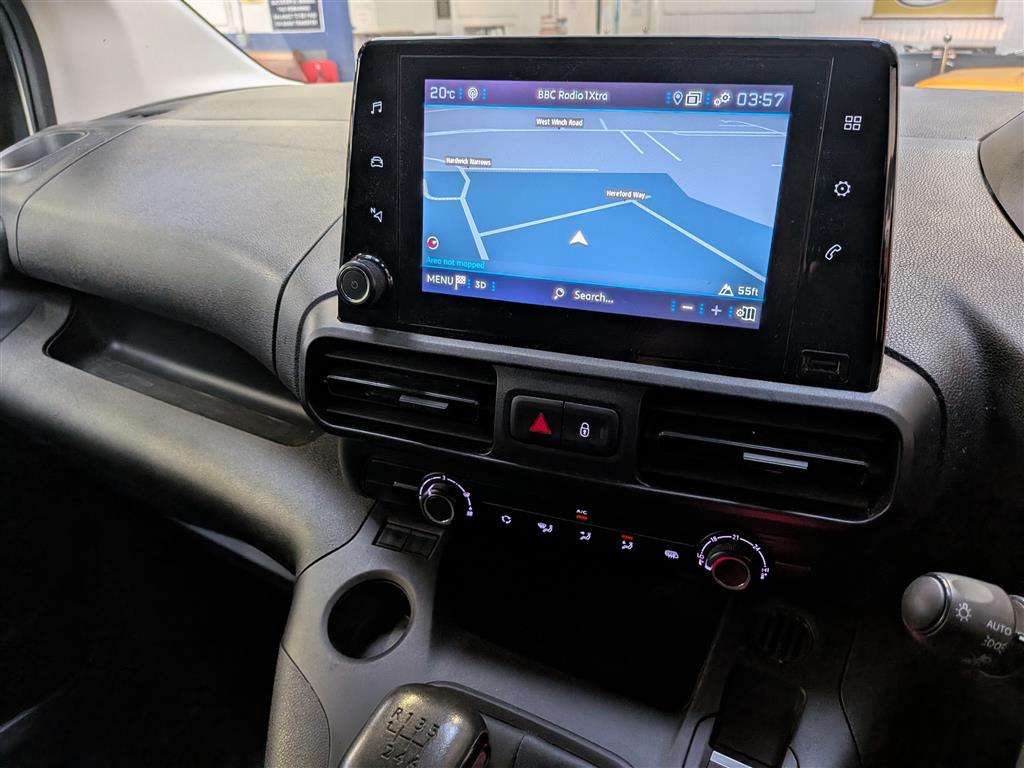 <p>2022 PEUGEOT PARTNER PROFESSIONAL PREM</p>
