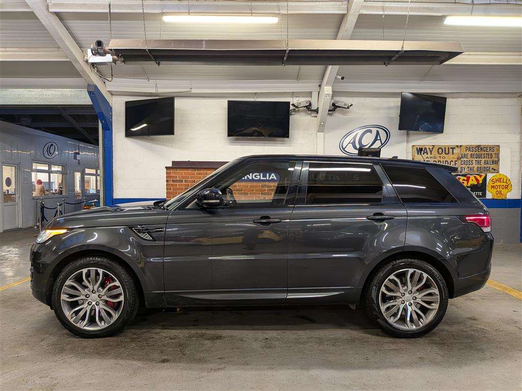 <p>2015 LAND ROVER R ROVER SPORT HSE DYNAM S</p>