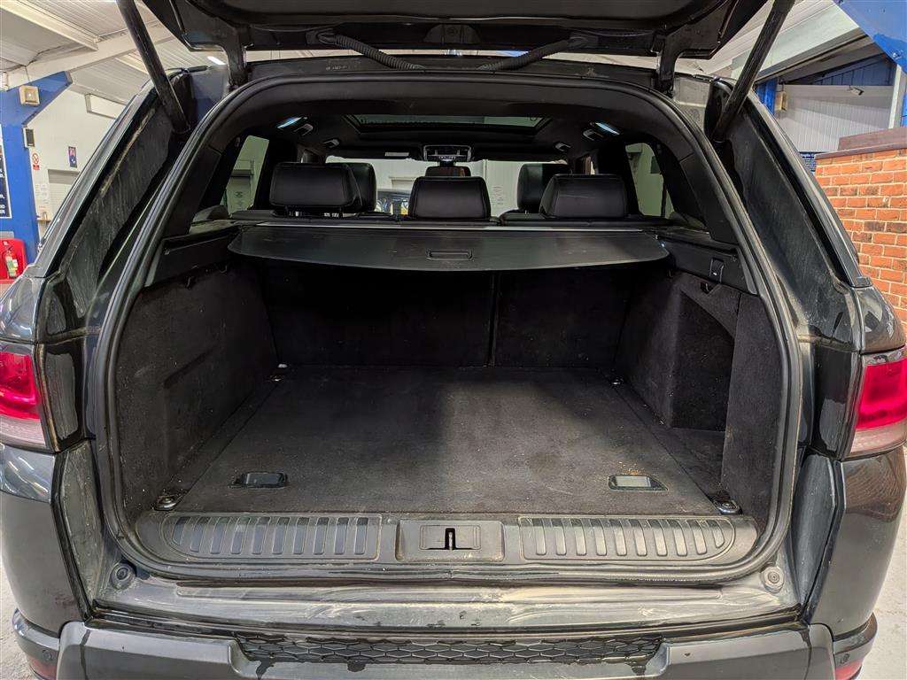 <p>2015 LAND ROVER R ROVER SPORT HSE DYNAM S</p>