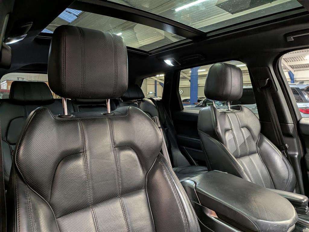 <p>2015 LAND ROVER R ROVER SPORT HSE DYNAM S</p>