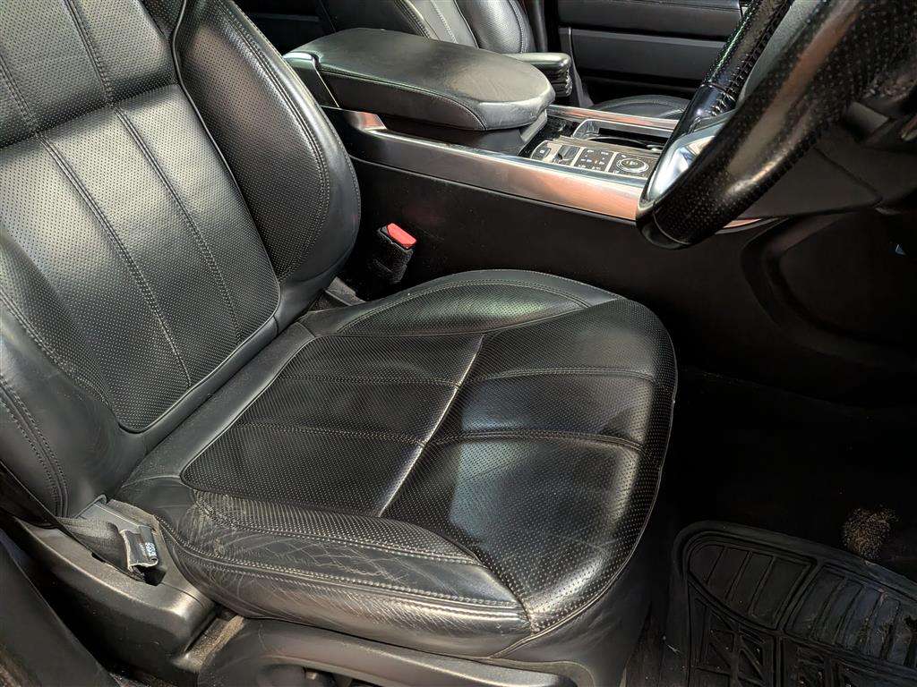 <p>2015 LAND ROVER R ROVER SPORT HSE DYNAM S</p>