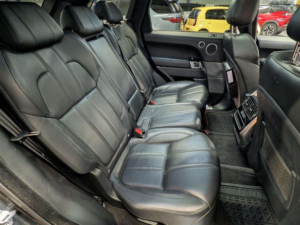 <p>2015 LAND ROVER R ROVER SPORT HSE DYNAM S</p>