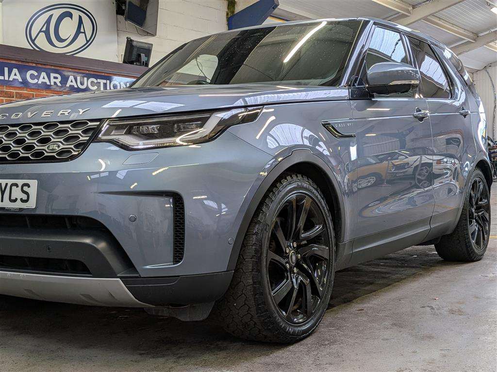 <p>2023 LAND ROVER DISCOVERY SE D MHEV AUTO</p>