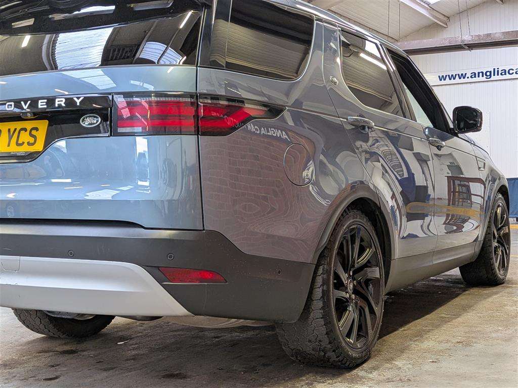 <p>2023 LAND ROVER DISCOVERY SE D MHEV AUTO</p>