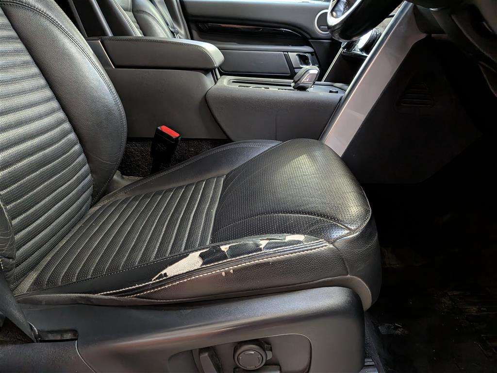 <p>2023 LAND ROVER DISCOVERY SE D MHEV AUTO</p>