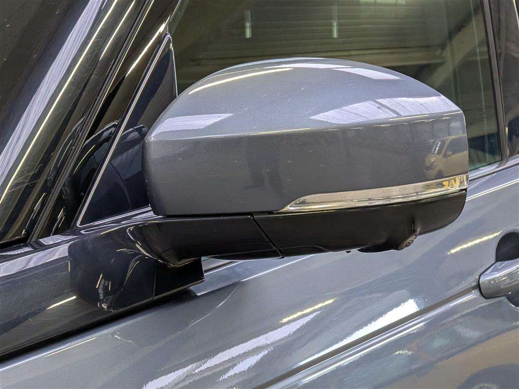 <p>2023 LAND ROVER DISCOVERY SE D MHEV AUTO</p>